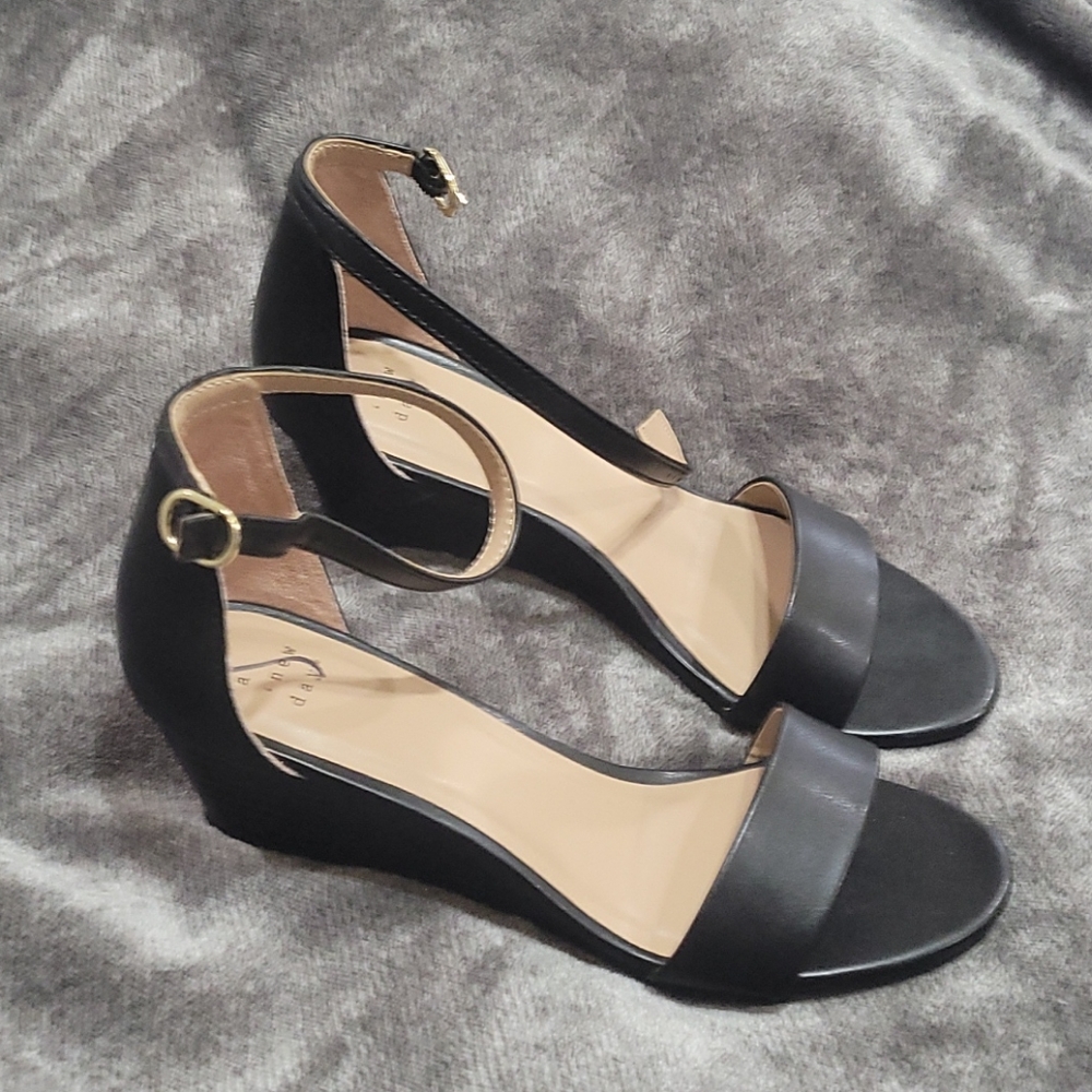Brand new A new day Sandals